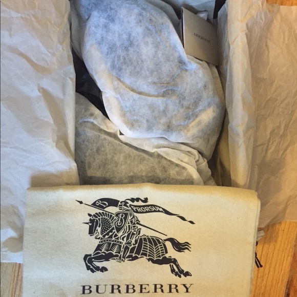 Burberry Girl About Town Assendon Ankle Bo… - Picture 5 of 6